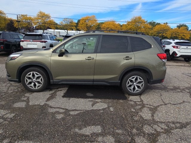2024 Subaru Forester Premium