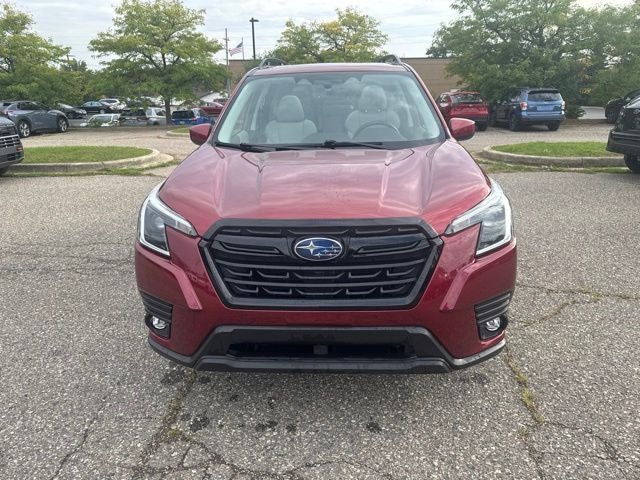2024 Subaru Forester Premium