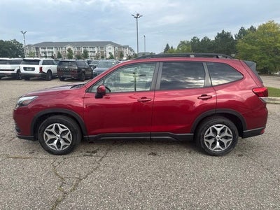 2024 Subaru Forester Premium