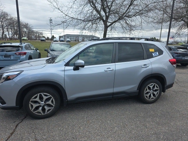 2023 Subaru Forester Premium