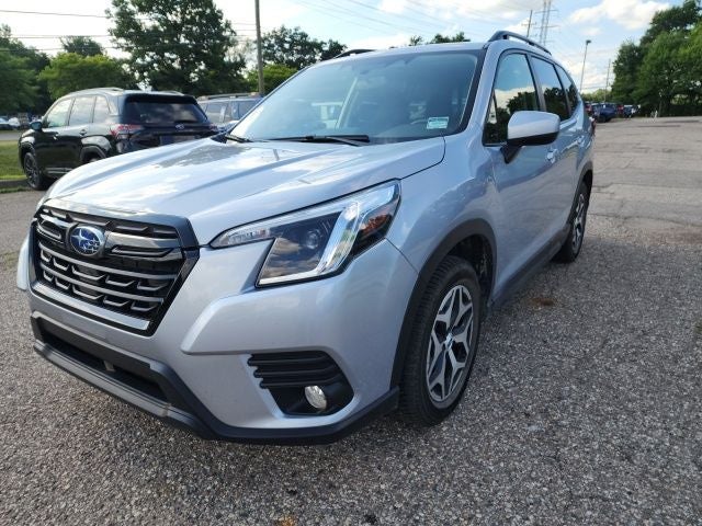2022 Subaru Forester Premium