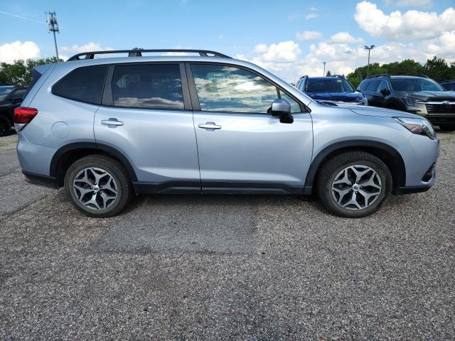 2022 Subaru Forester Premium