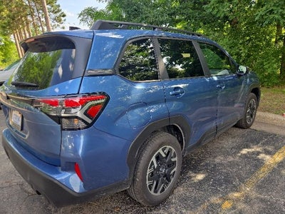 2025 Subaru Forester Premium