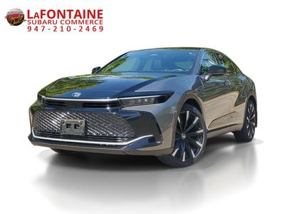 2025 Toyota Crown Platinum