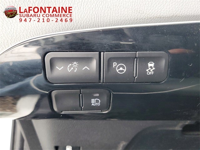 2021 Toyota Prius LE