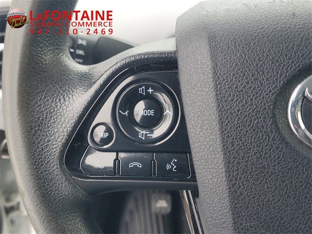 2021 Toyota Prius LE