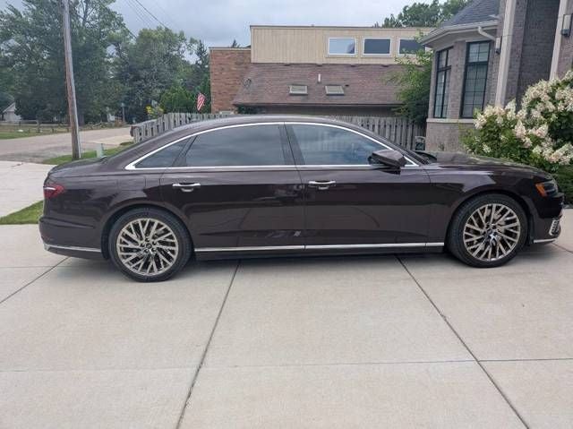 2021 Audi A8 e L 60 quattro