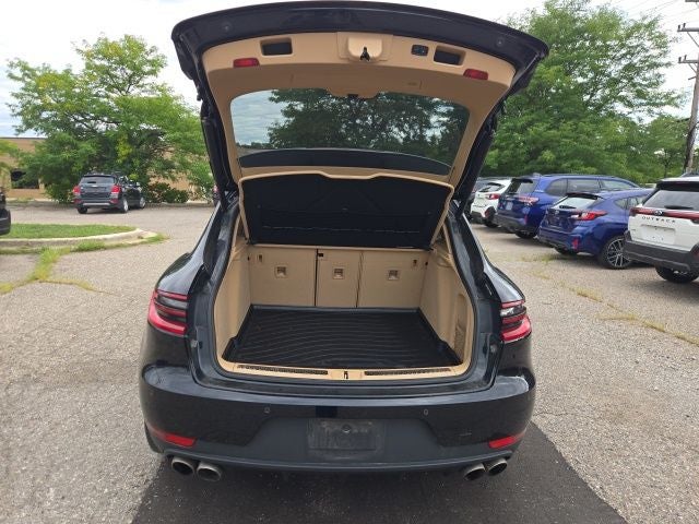 2016 Porsche Macan S