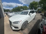 2022 Volvo XC90 T5 Momentum