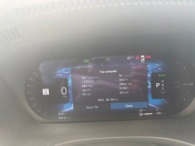 2023 Volvo XC60 Recharge Plug-In Hybrid T8 Plus Bright Theme