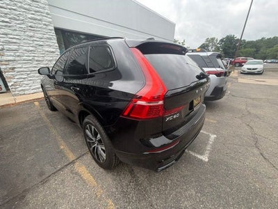 2025 Volvo XC60 B5 Plus