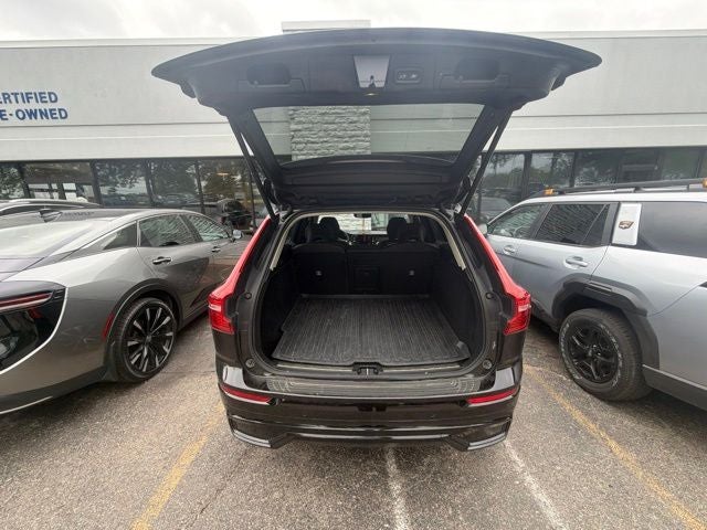 2025 Volvo XC60 B5 Plus
