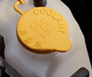 checking fluid coolant | LaFontaine Subaru in Commerce Township MI